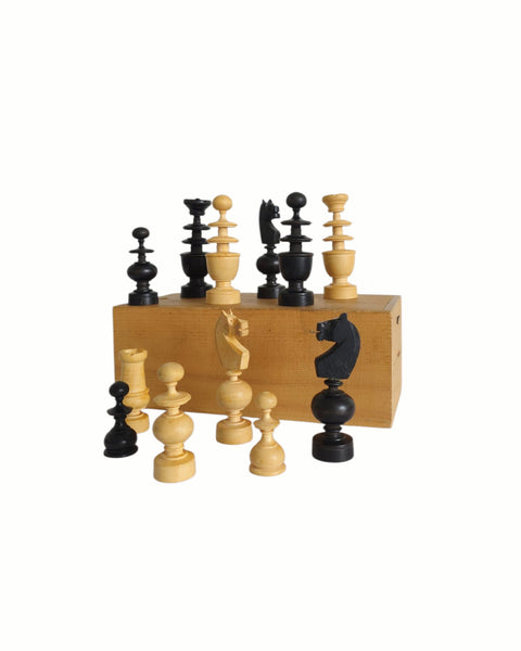 Antique Carved Wood French Regency Chess Pieces With Original Box