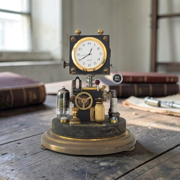 Roger Wood Artisan Steampunk Clock