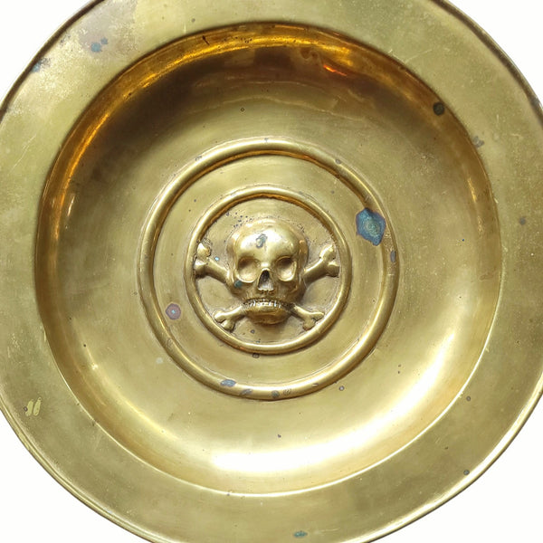 Antique Brass Shall Dish With Skull & Crossbones Momento Mori Dutch Netherlands Nuremberg