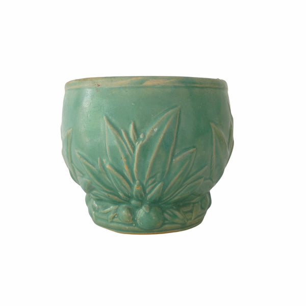 Beautiful McCoy Cache Potte