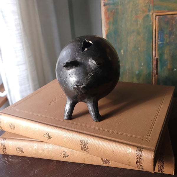 Oaxaca Mid-Century Black Pottery Pig