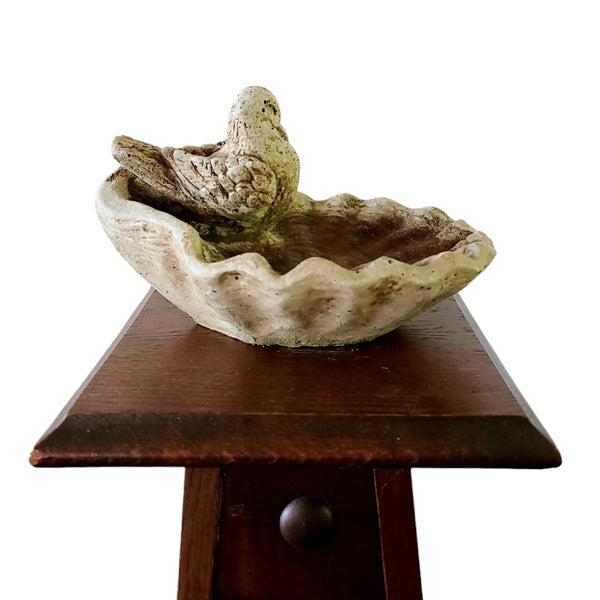 Cast Composite Cement Bird & Scallop Shell Bath