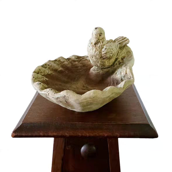 Cast Composite Cement Bird & Scallop Shell Bath