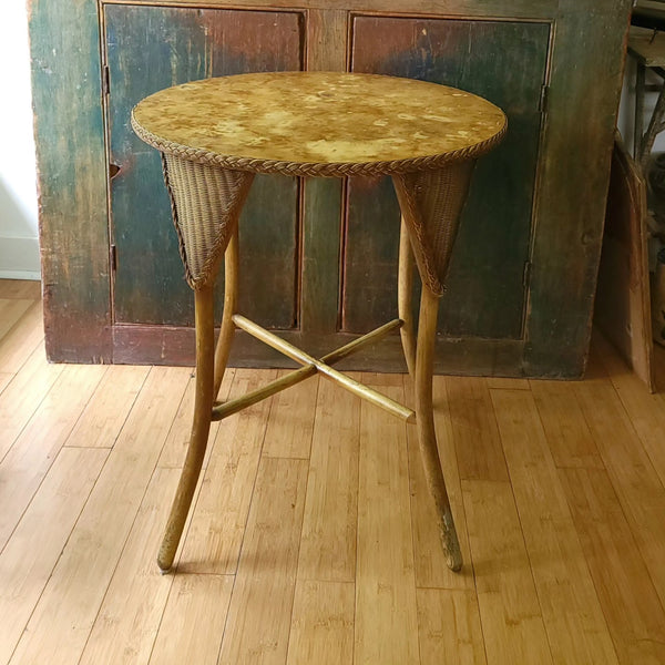 Classical Antique Lloyd Loom Style Round Side Table