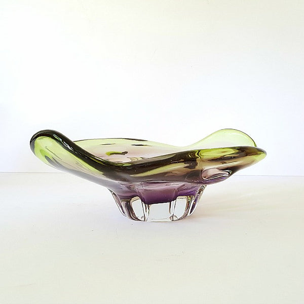 A Wonderful Mid-Century Free Form Tricolour Art Glass Centrepiece